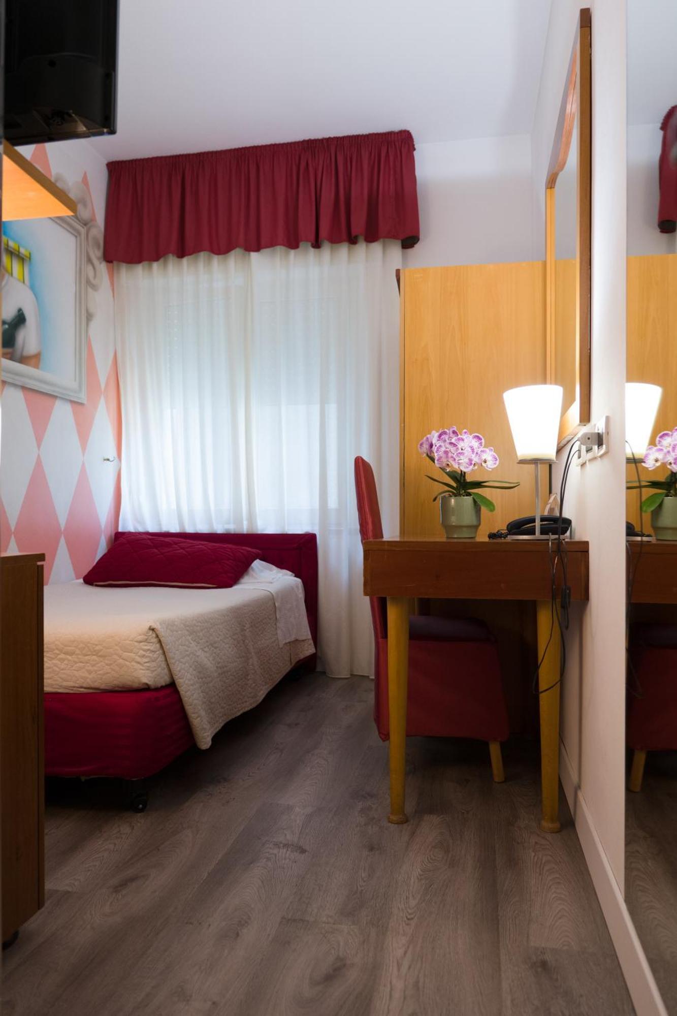 Hotel La Gradisca Rimini Esterno foto